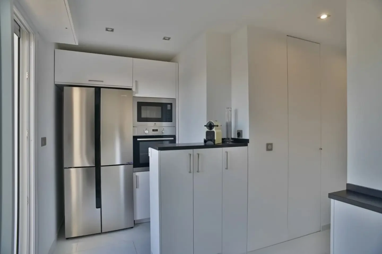 Квартира в Каннах, Франция, 80 м² - фото 11