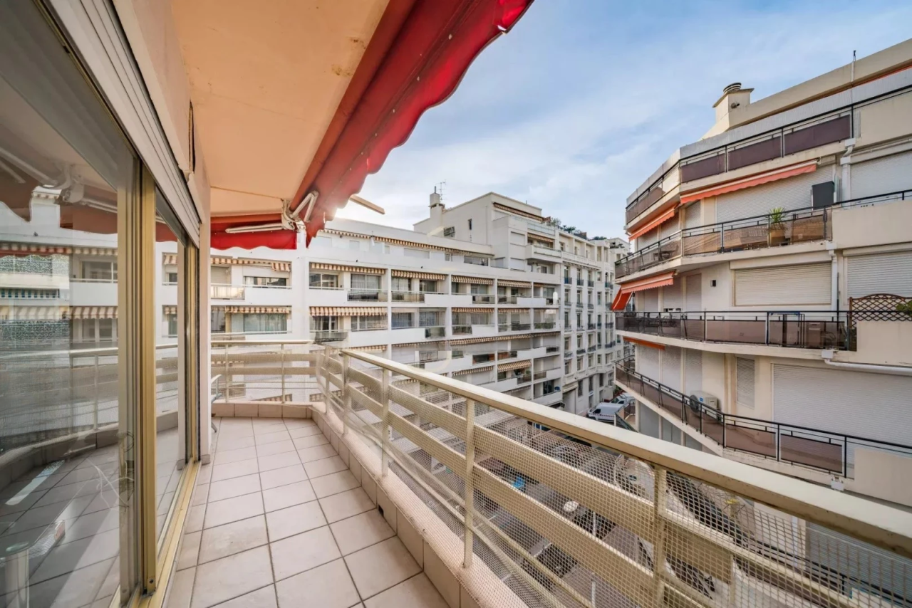 Квартира в Каннах, Франция, 100 м² - фото 13