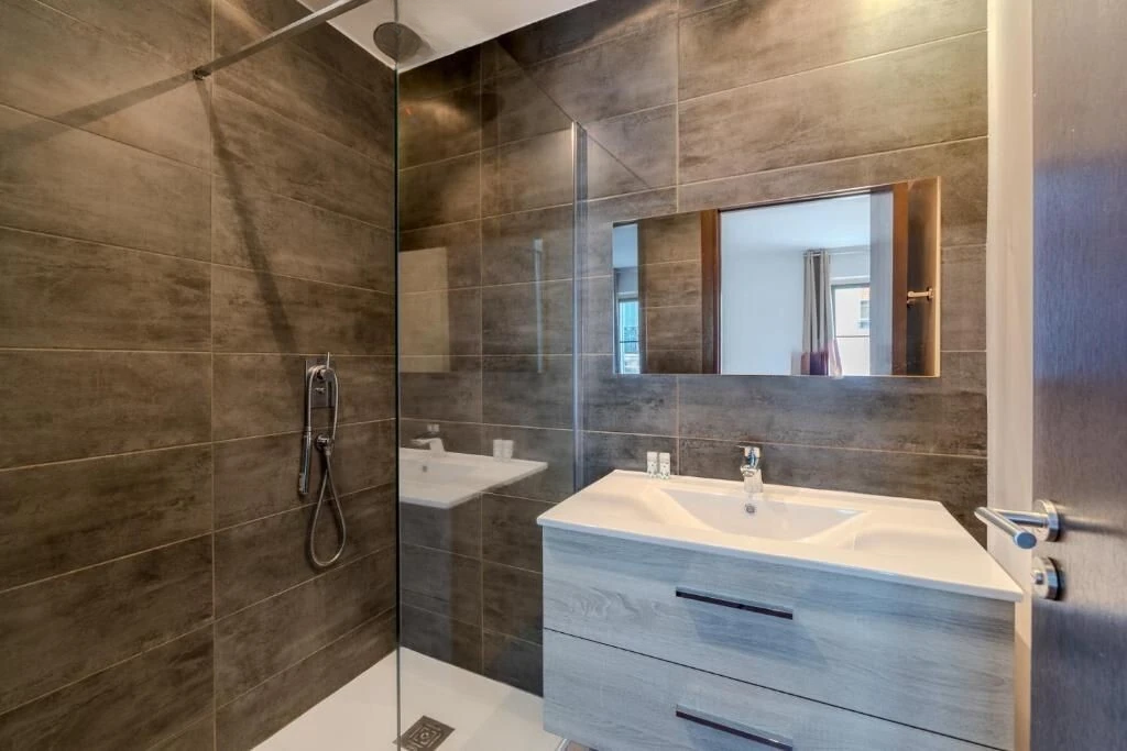 Квартира в Каннах, Франция, 75 м² - фото 14