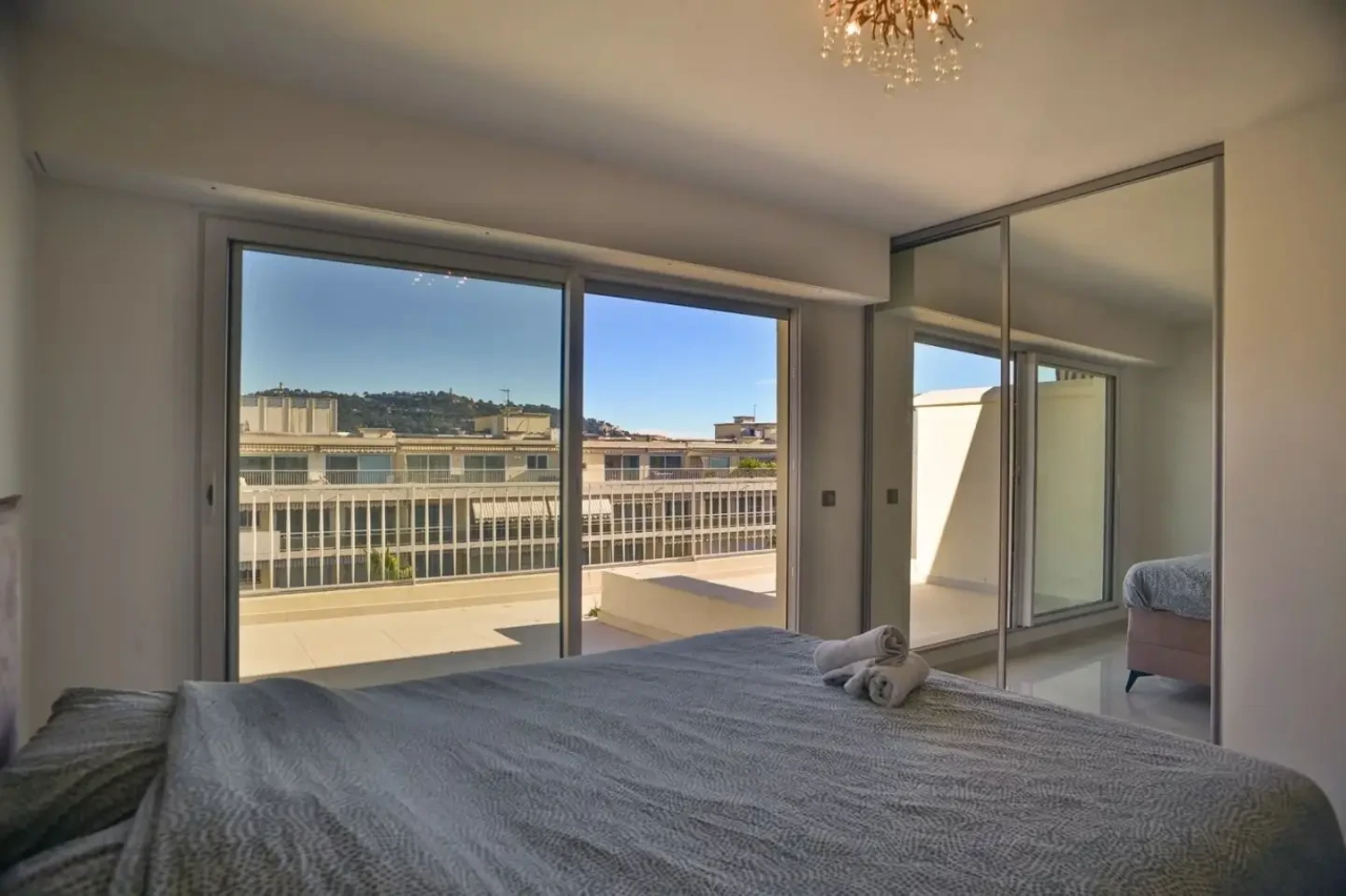 Квартира в Каннах, Франция, 80 м² - фото 14