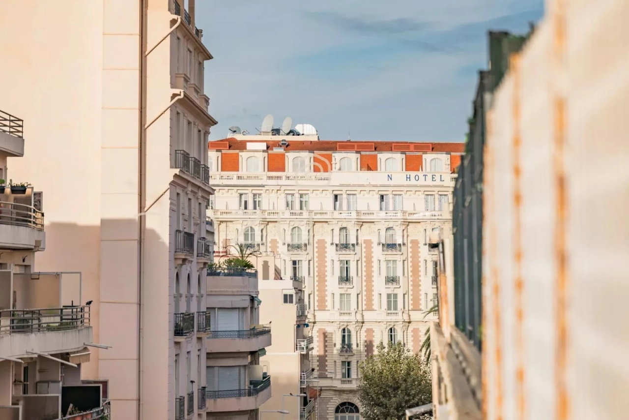 Квартира в Каннах, Франция, 100 м² - фото 15