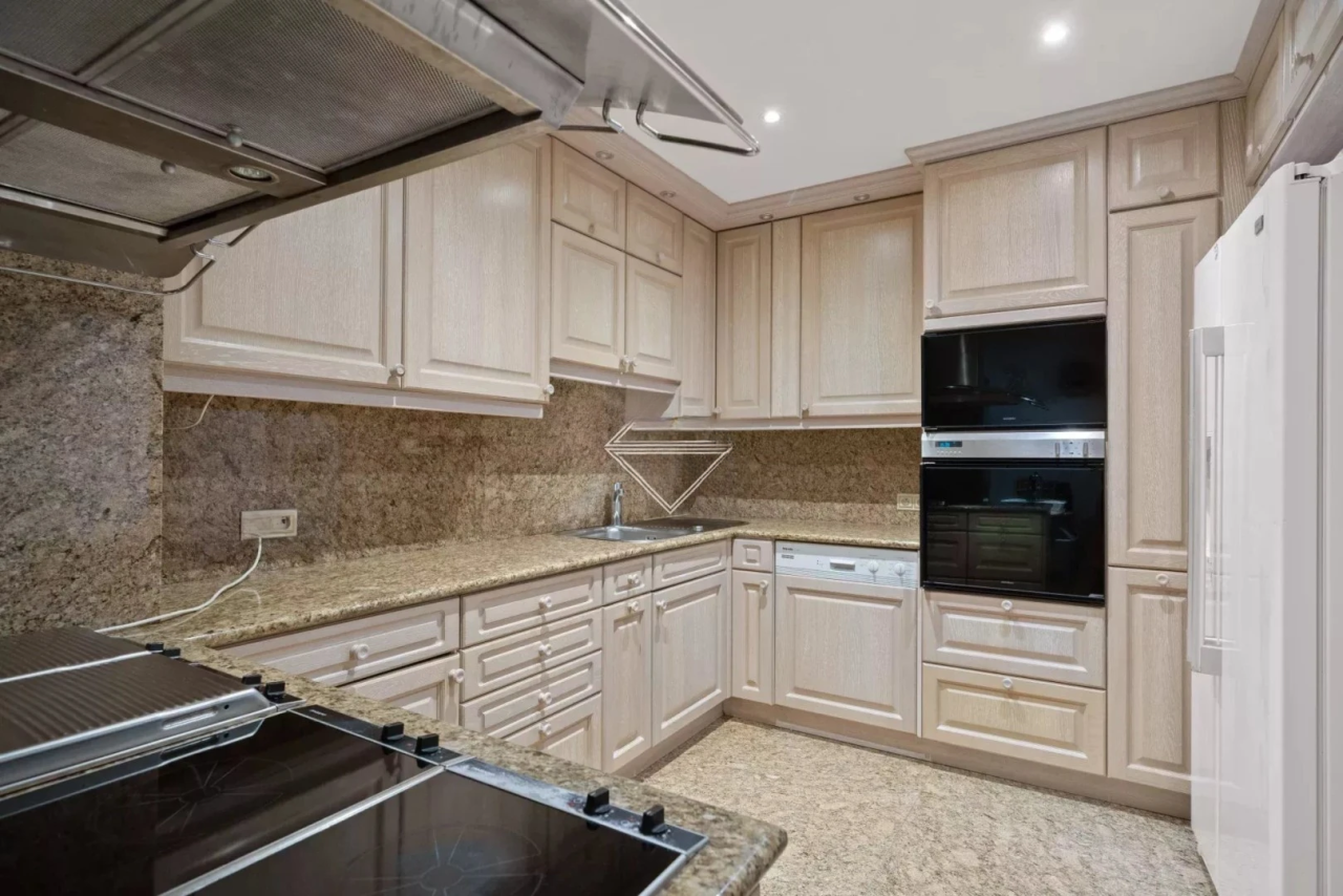 Квартира в Каннах, Франция, 342 м² - фото 15