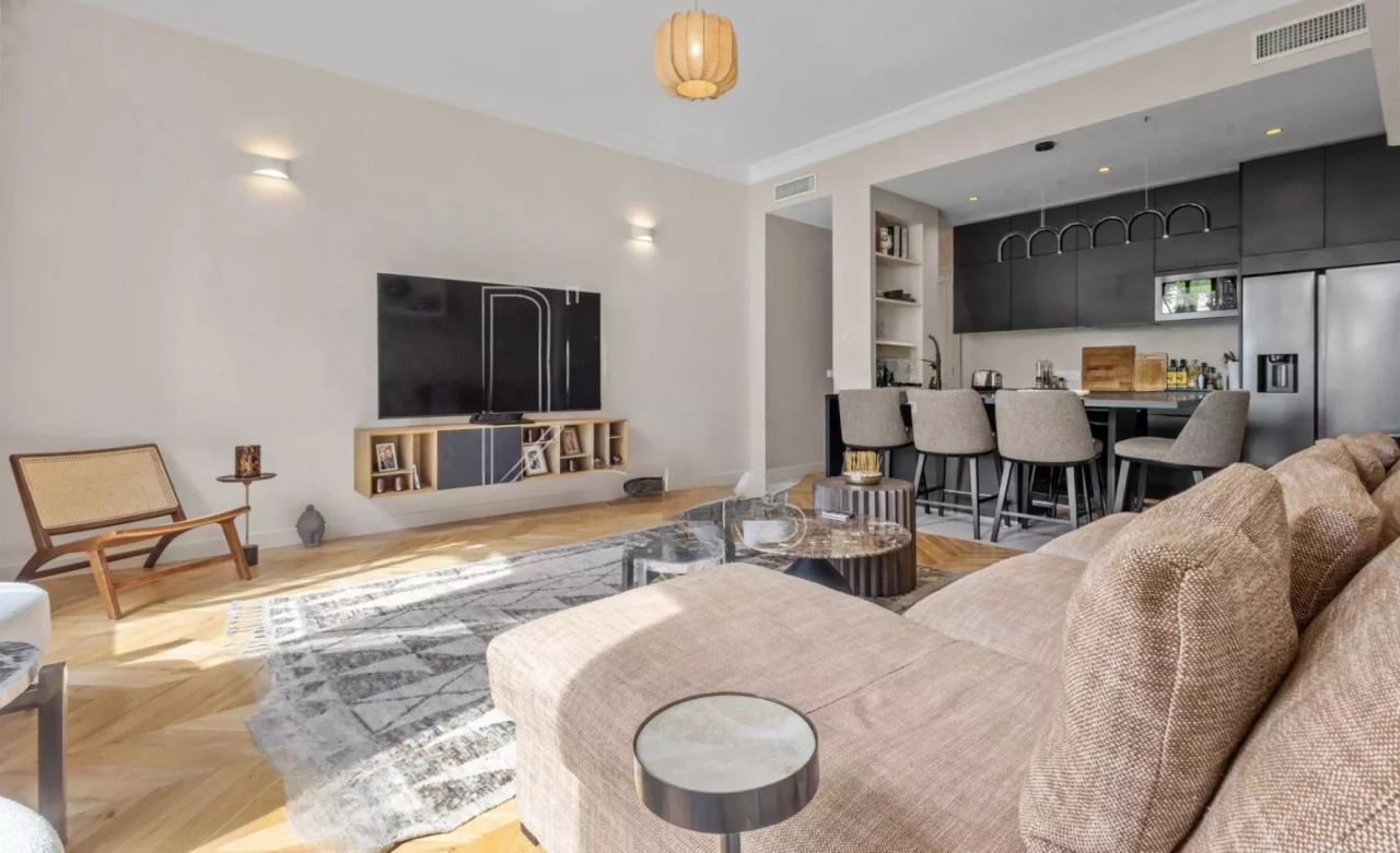 Квартира в Каннах, Франция, 100 м² - фото 16