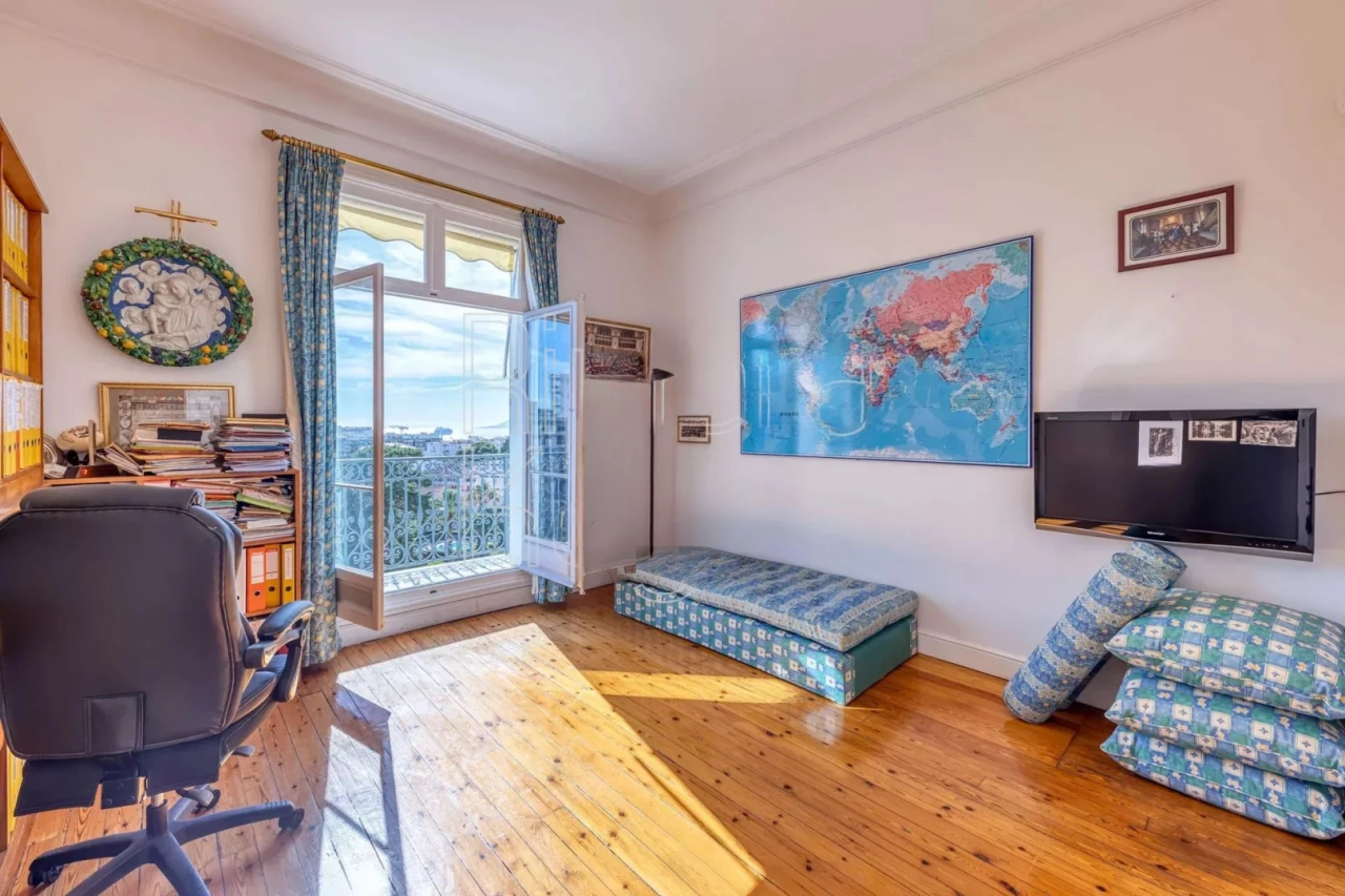 Квартира в Каннах, Франция, 239 м² - фото 18