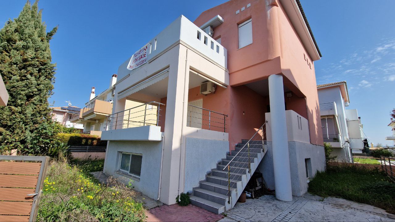Коттедж в Коринфе, Греция, 180 м² - фото 1