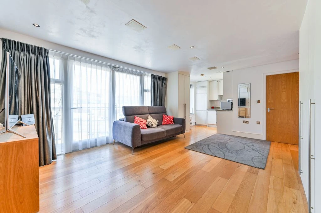 Квартира в Лондоне, Великобритания, 36 м² - фото 1