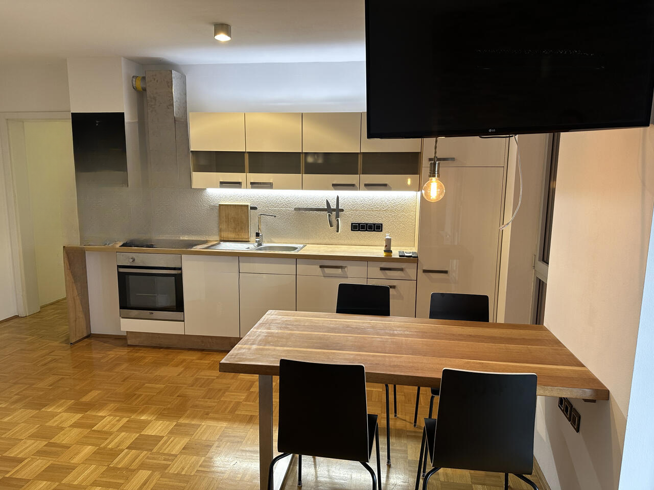 Квартира в Любляне, Словения, 78 м² - фото 1