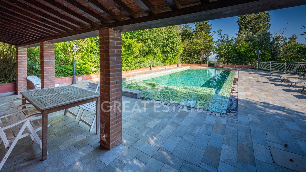 Дом Monte San Savino, Италия, 770.87 м² - фото 5