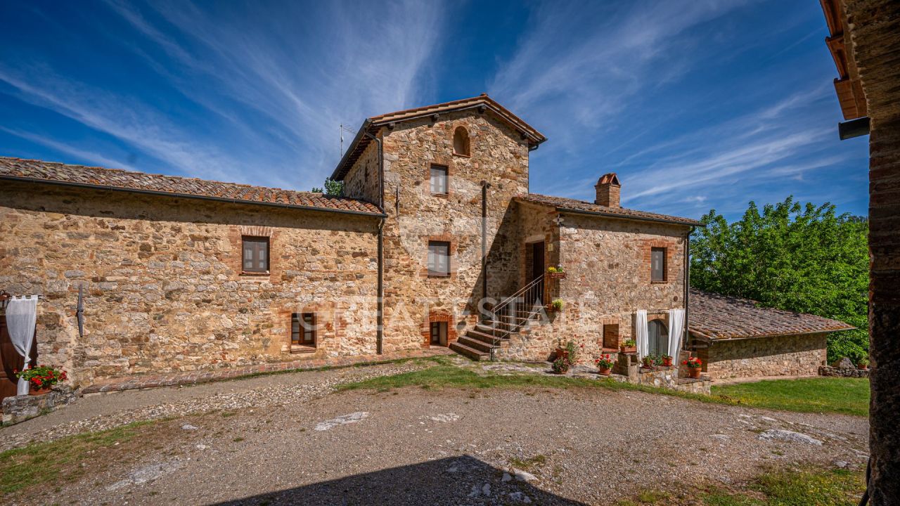 Дом Castiglione d'Orcia, Италия, 735.3 м² - фото 6