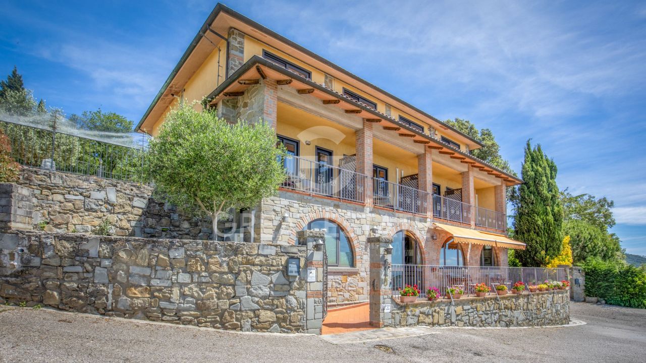 Вилла в Туоро-суль-Тразимено, Италия, 676.75 м² - фото 6