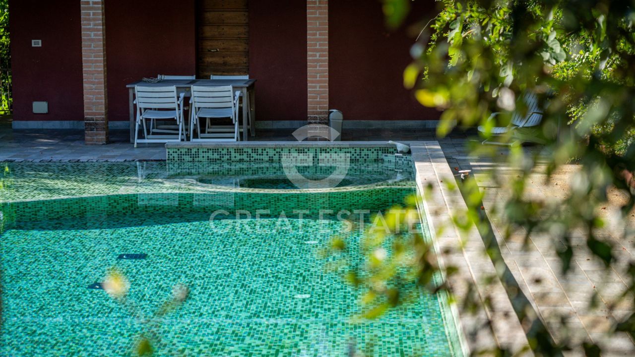 Дом Monte San Savino, Италия, 770.87 м² - фото 8