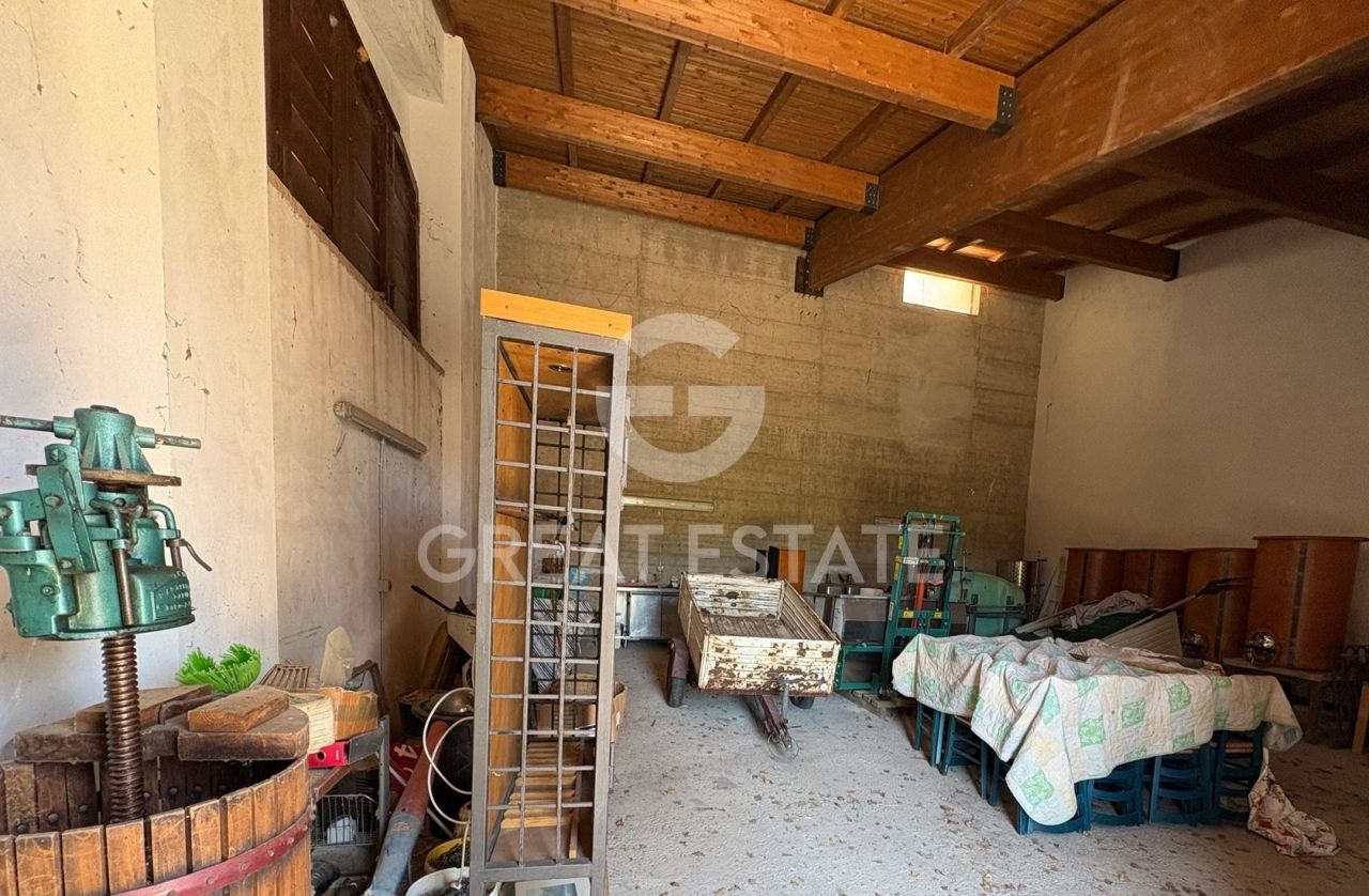 Дом в Фикулле, Италия, 1 100 м² - фото 8