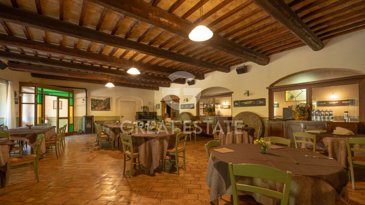Отель, гостиница Ferentillo, Италия, 891.7 м² - фото 9