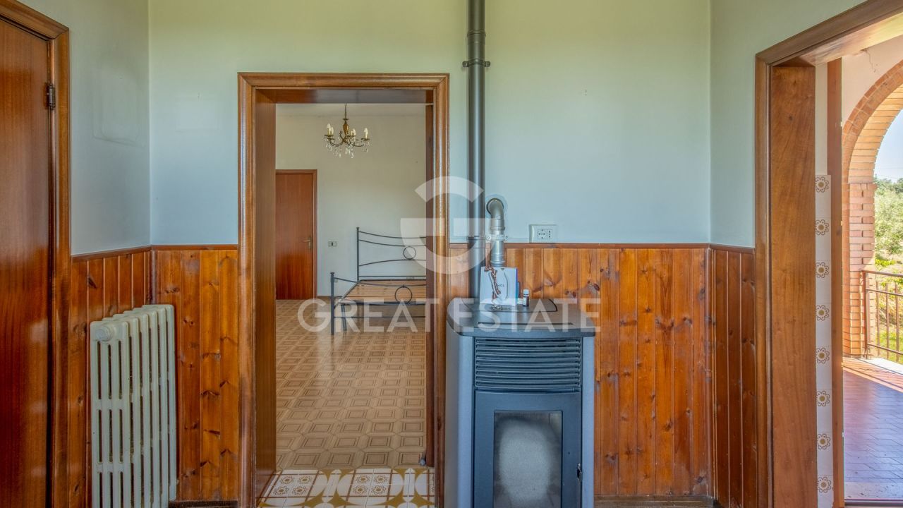 Вилла в Кастильоне-дель-Лаго, Италия, 272.1 м² - фото 14