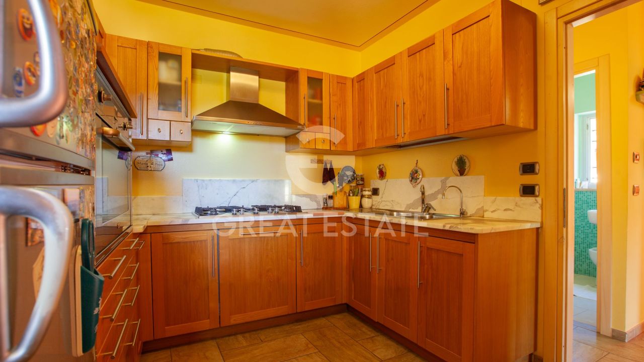 Апартаменты в Четоне, Италия, 117.3 м² - фото 14