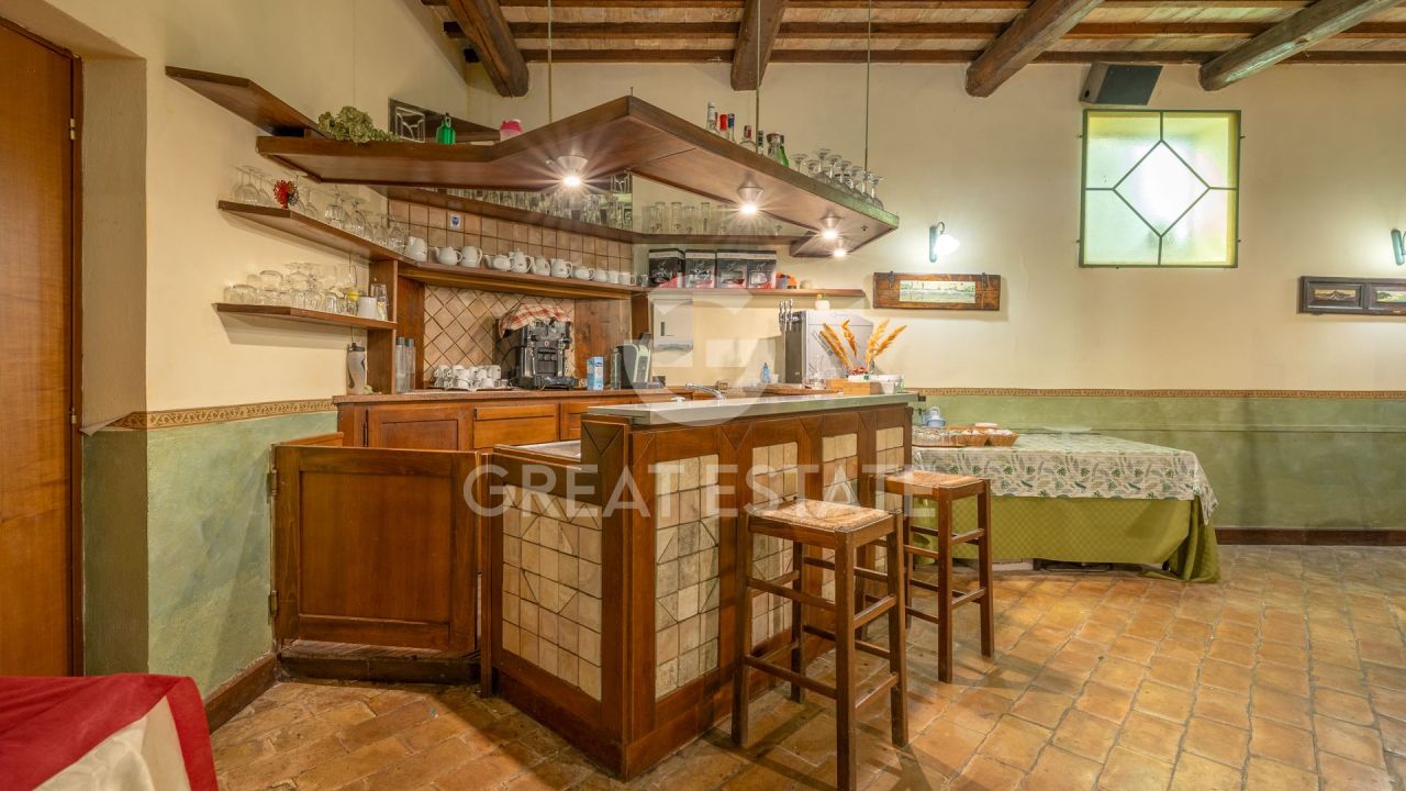 Отель, гостиница Ferentillo, Италия, 891.7 м² - фото 14