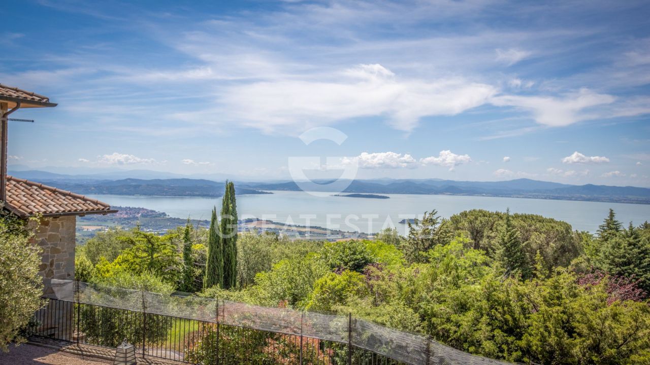 Вилла в Туоро-суль-Тразимено, Италия, 676.75 м² - фото 18