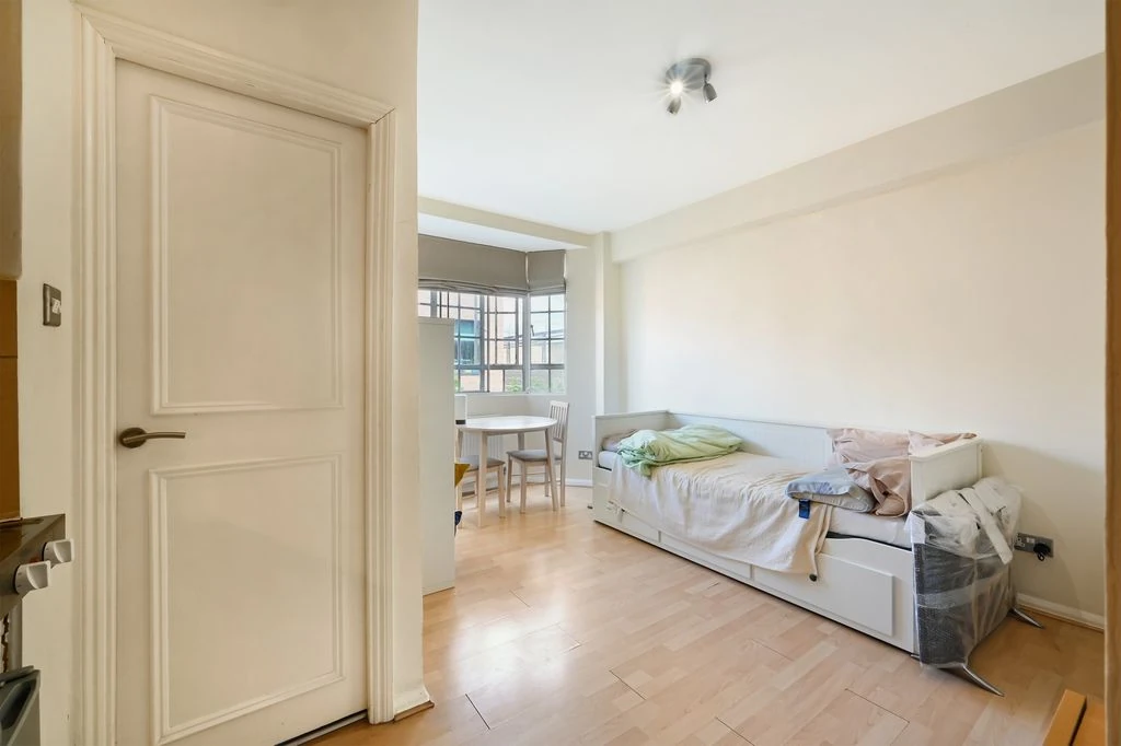 Квартира в Лондоне, Великобритания, 17 м² - фото 6