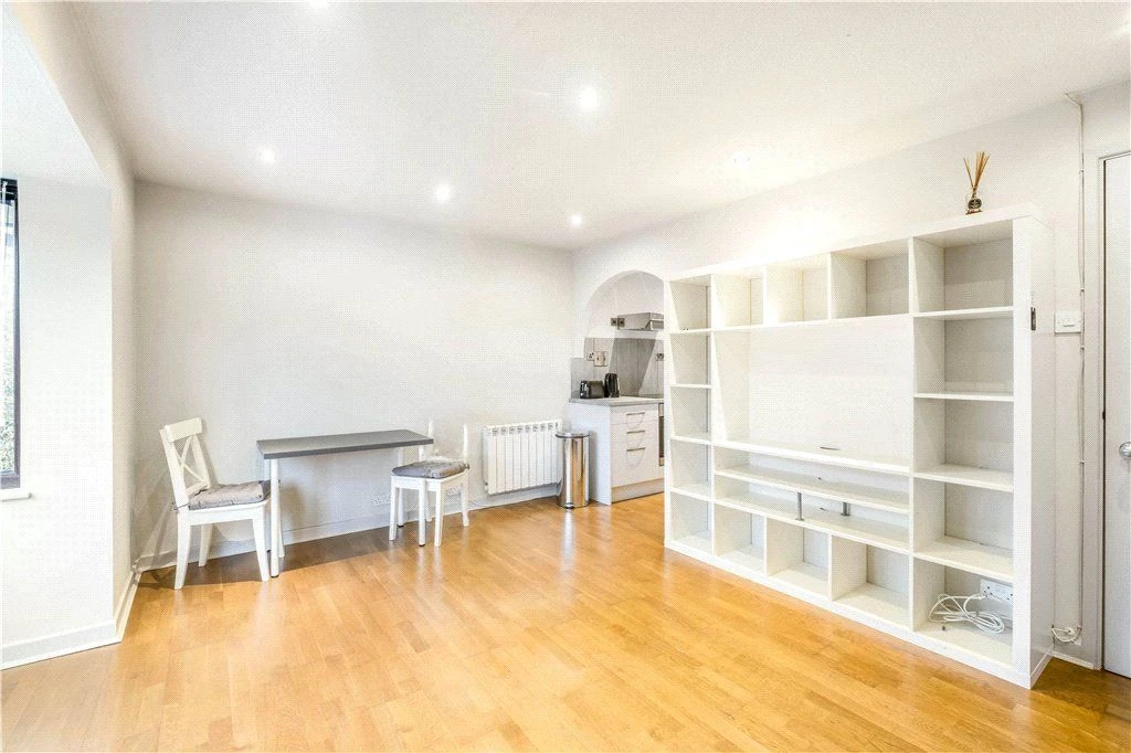 Квартира в Лондоне, Великобритания, 26 м² - фото 9