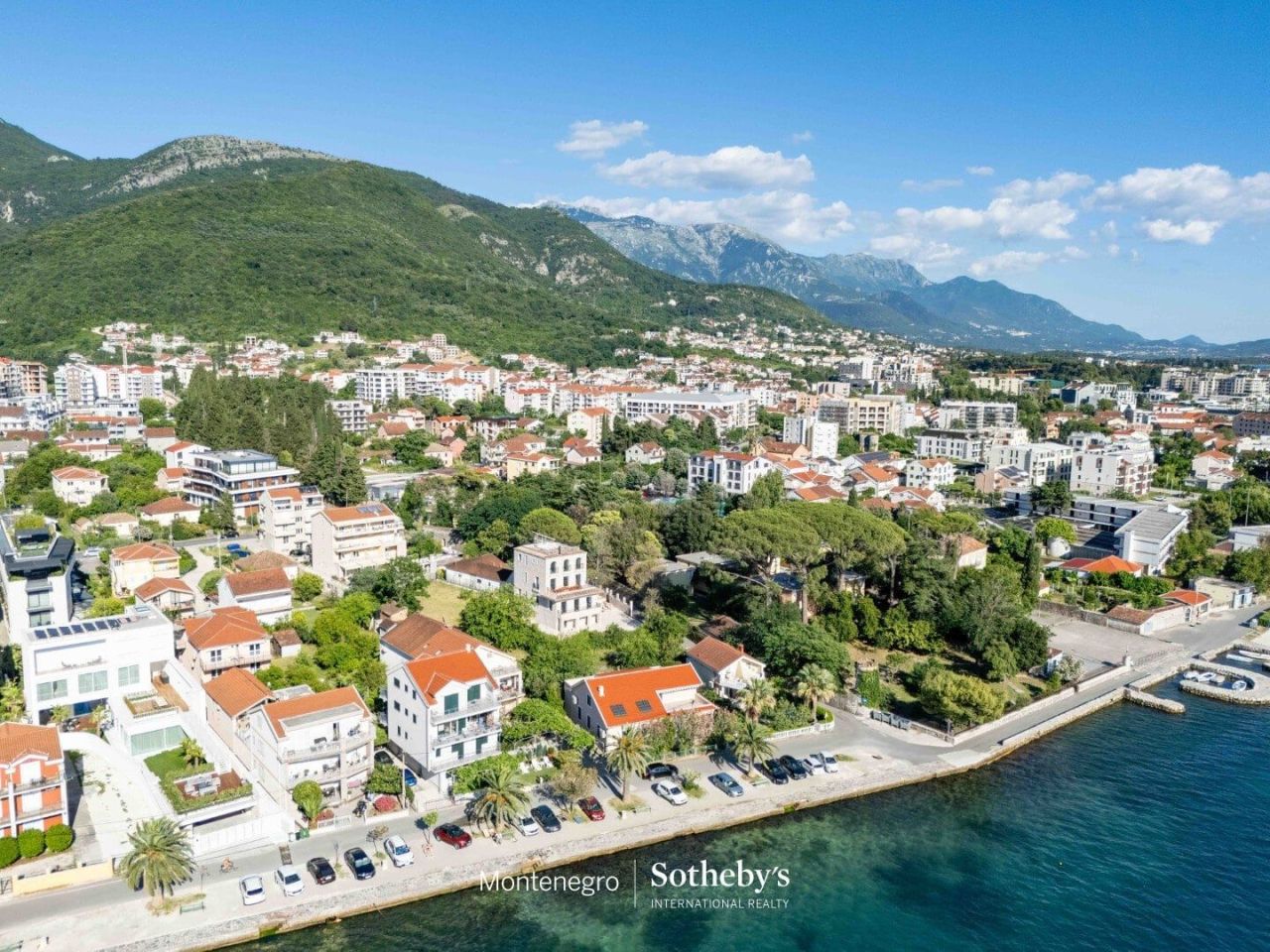 Дом в Тивате, Черногория, 410 м² - фото 14