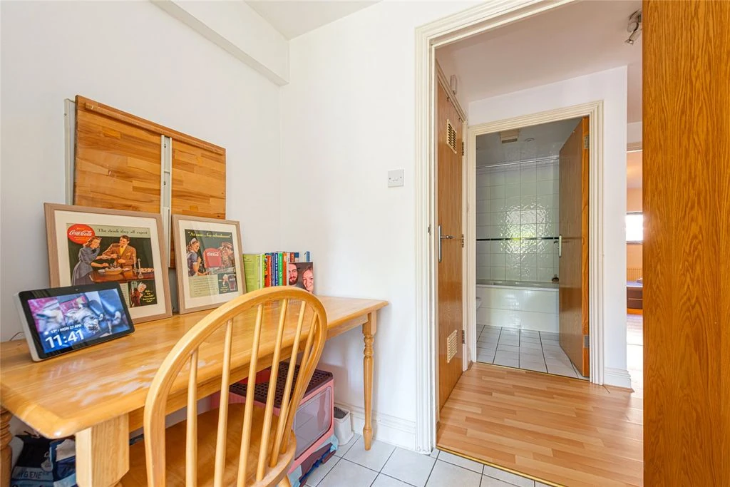 Квартира в Лондоне, Великобритания, 58 м² - фото 2