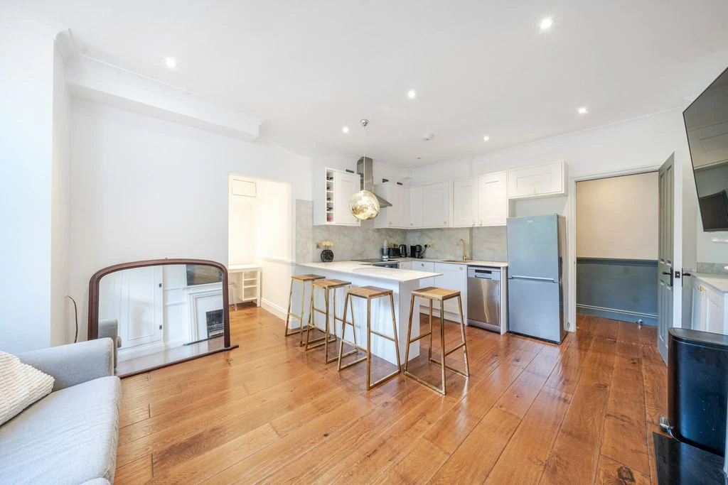 Квартира в Лондоне, Великобритания, 57 м² - фото 11