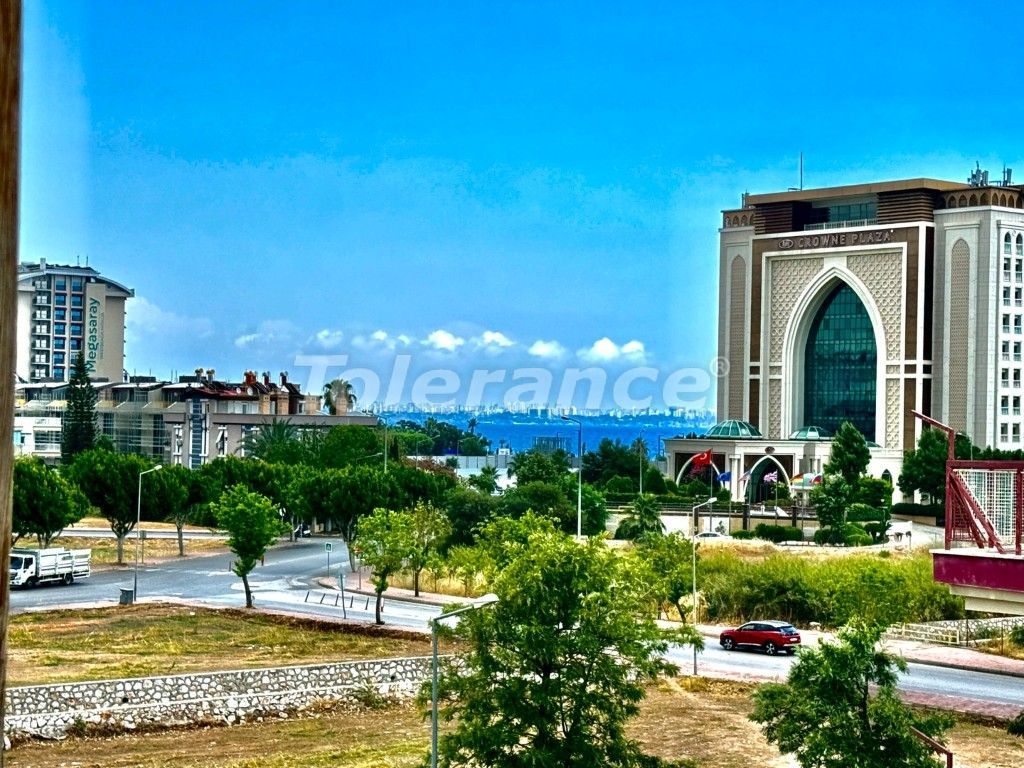Апартаменты в Анталии, Турция, 200 м² - фото 1