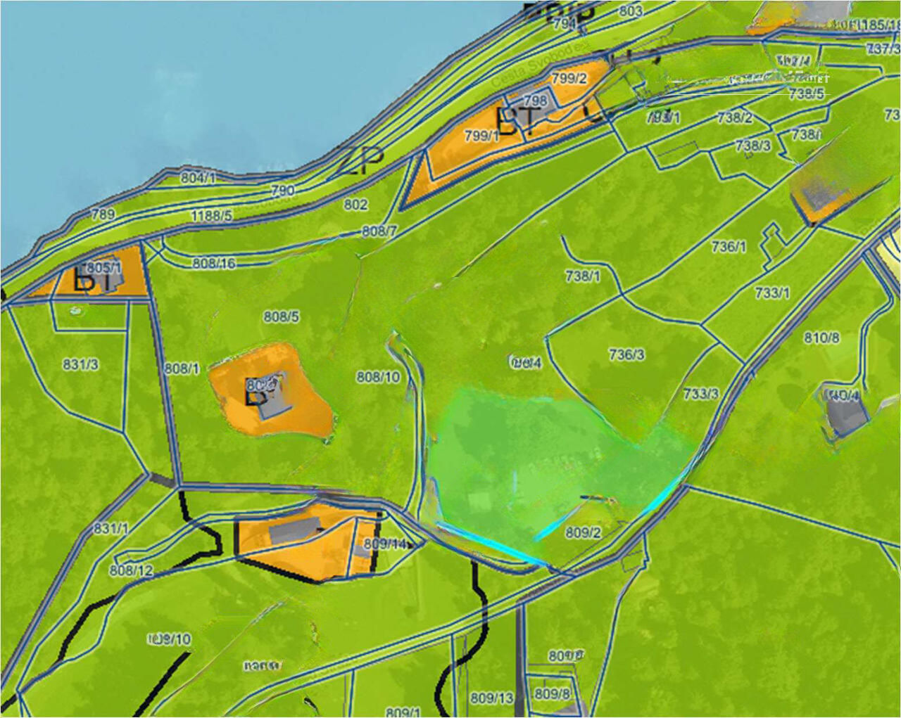 Земля в Бледе, Словения, 560 м² - фото 1