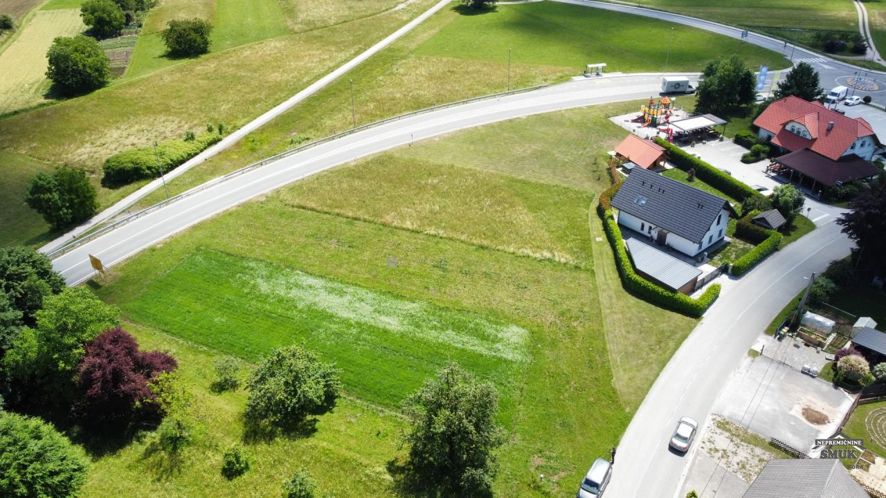 Земля в Радовлице, Словения, 585 м² - фото 7