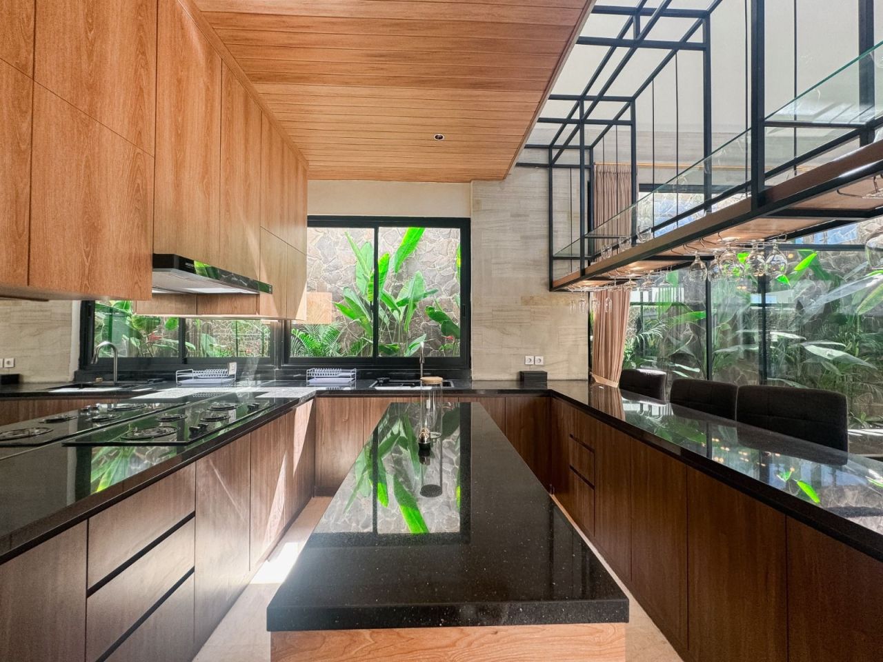 Вилла в Сануре, Индонезия, 400 м² - фото 8