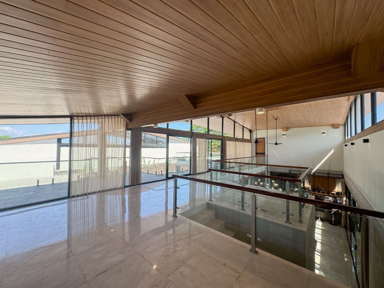 Вилла в Сануре, Индонезия, 400 м² - фото 13