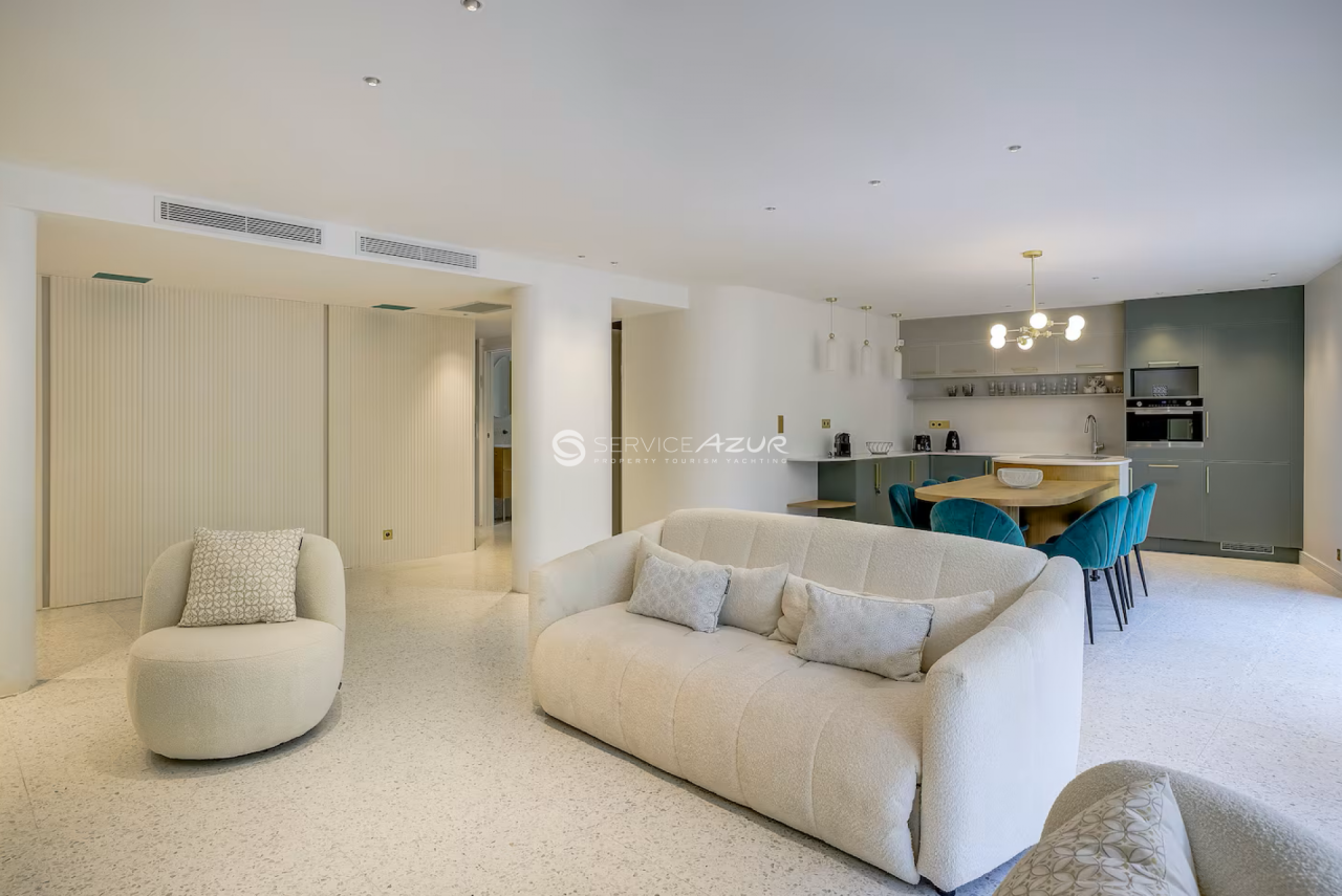 Апартаменты в Антибе, Франция, 100 м² - фото 2