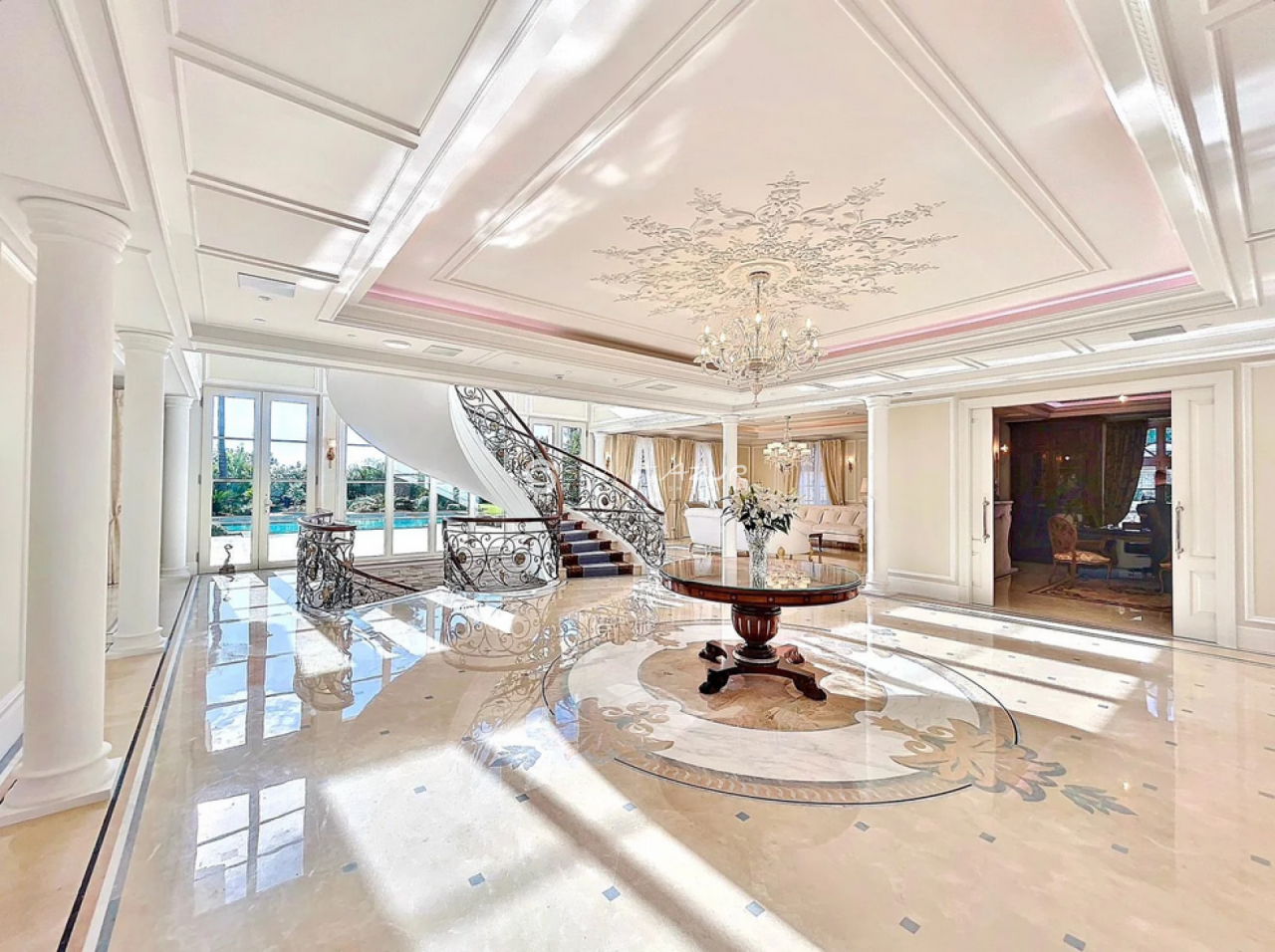 Вилла в Каннах, Франция, 800 м² - фото 8