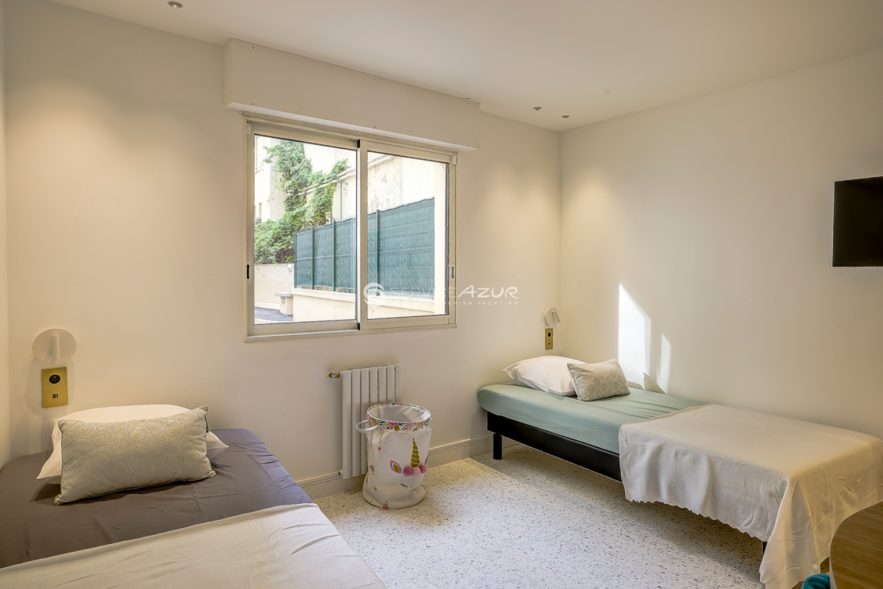 Апартаменты в Антибе, Франция, 100 м² - фото 10