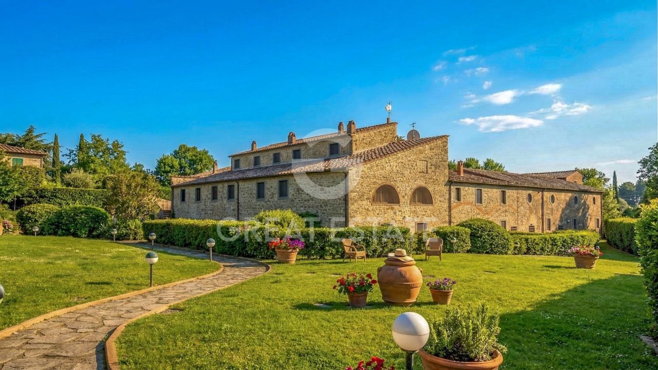 Апартаменты в Кортоне, Италия, 109.35 м² - фото 2