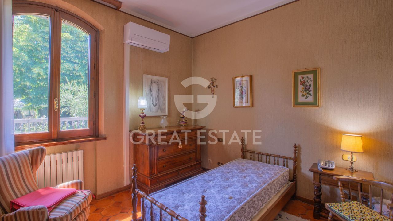 Вилла в Кьюси, Италия, 364.2 м² - фото 15