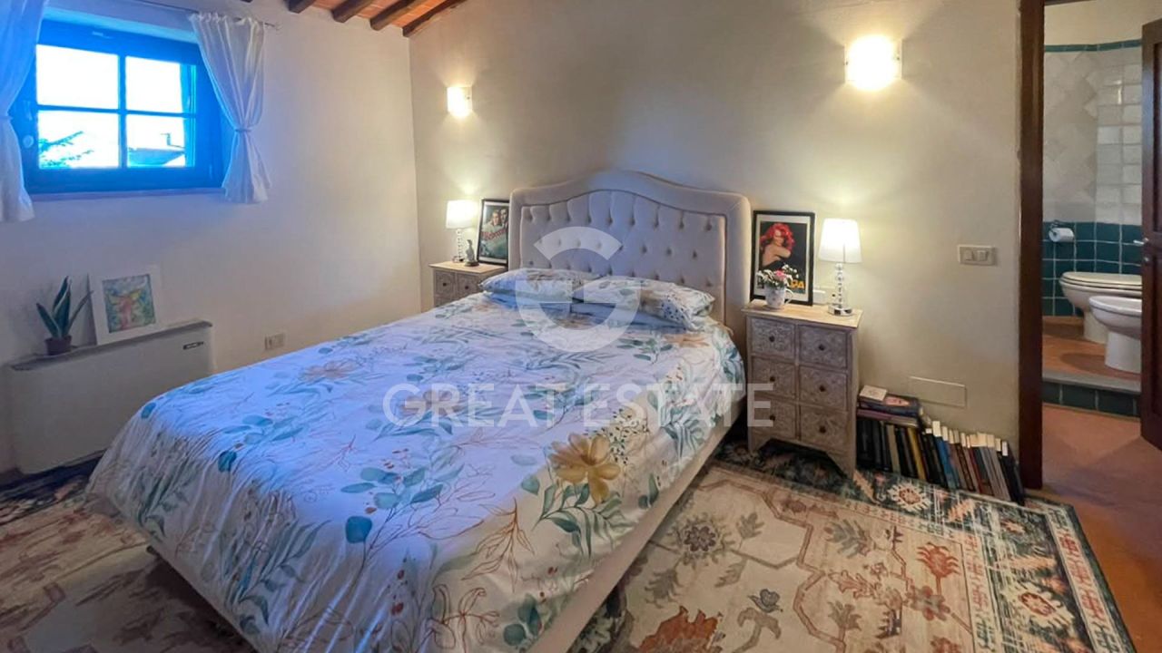 Апартаменты в Кортоне, Италия, 109.35 м² - фото 17