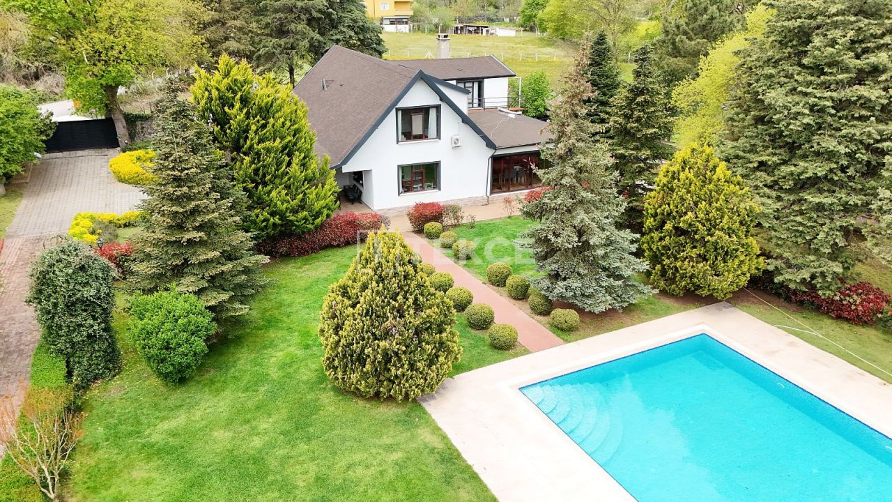 Отель, гостиница в Бейкозе, Турция, 500 м² - фото 2