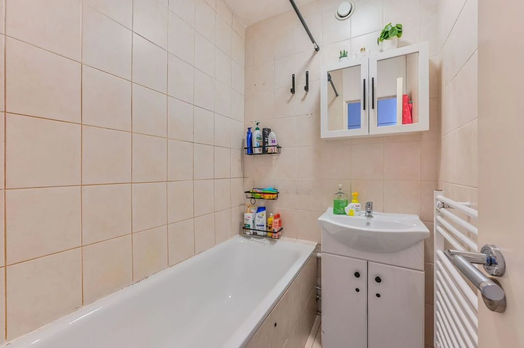 Квартира в Лондоне, Великобритания, 66 м² - фото 14