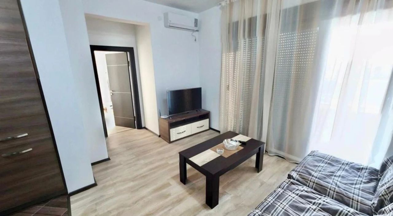 Квартира в Будве, Черногория, 37 м² - фото 2