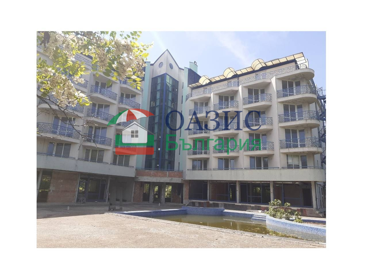 Отель, гостиница в Царево, Болгария, 7 120 м² - фото 1
