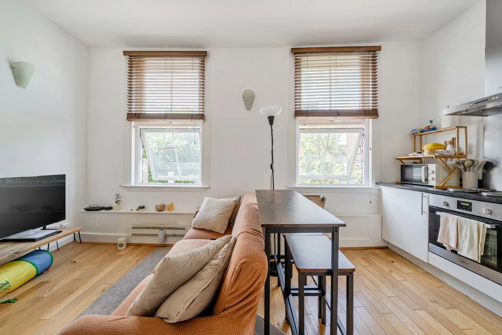 Квартира в Лондоне, Великобритания, 38 м² - фото 1
