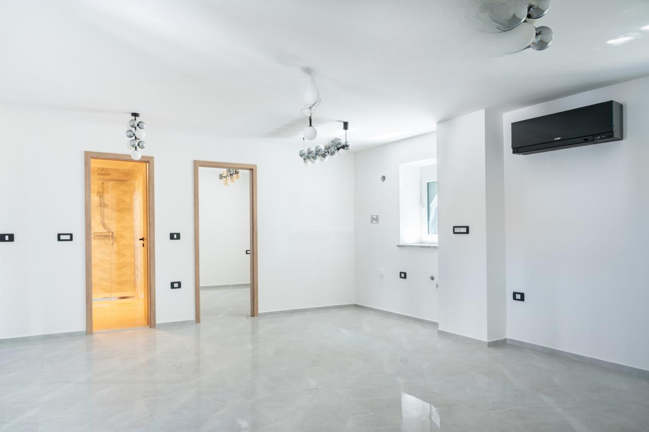 Квартира в Шмарье-при-Елшах, Словения, 81 м² - фото 1