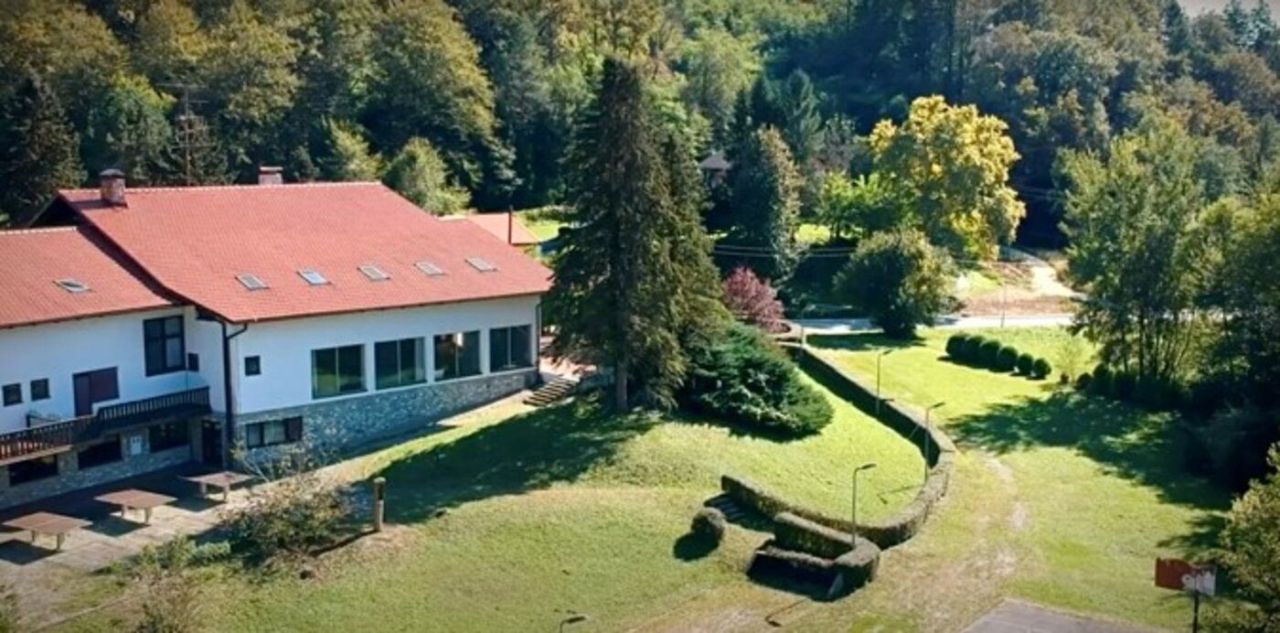 Земля в Рогашка-Слатине, Словения, 8 500 м² - фото 6