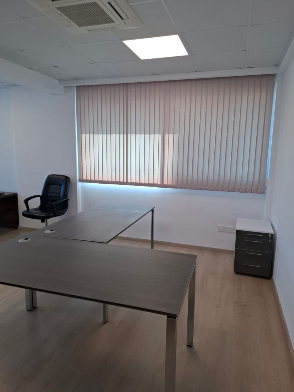 Офис Agia Zoni, Кипр, 240 м² - фото 4