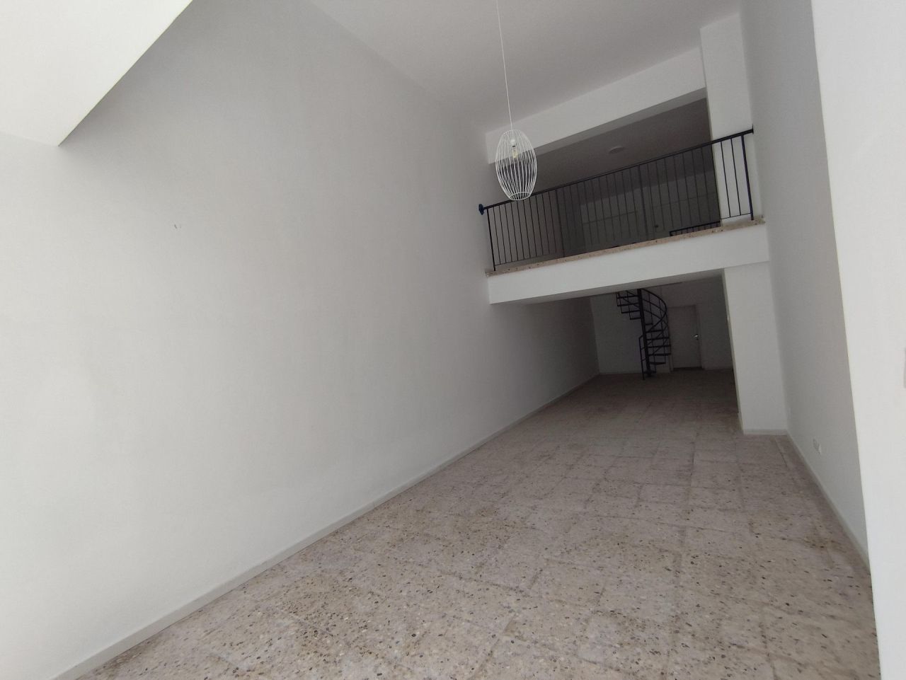 Магазин Agia Zoni, Кипр, 80 м² - фото 3