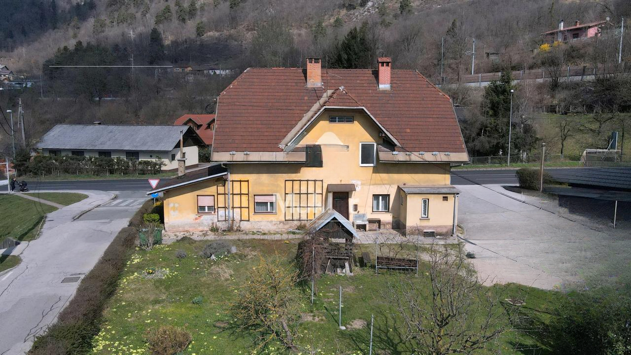 Дом в Есенице, Словения, 176 м² - фото 1