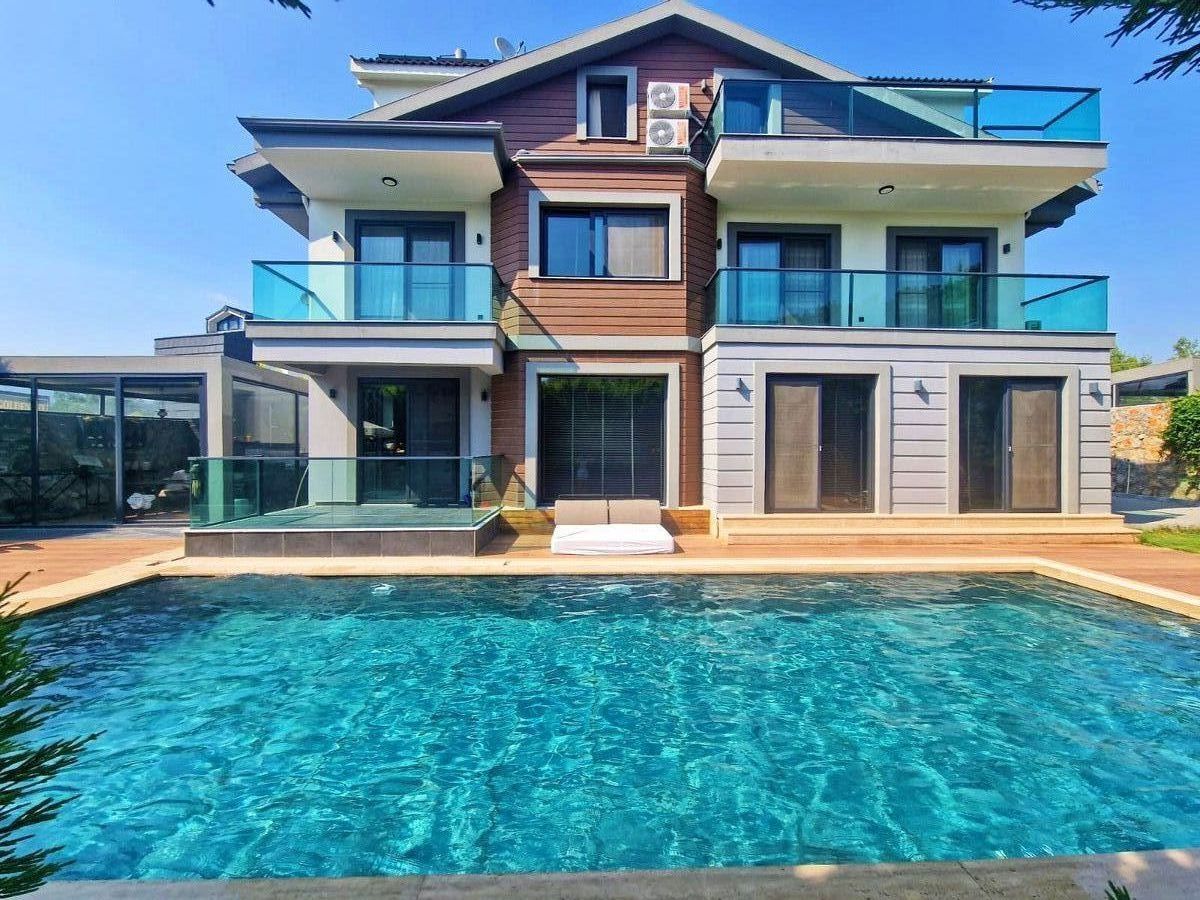 Вилла в Фетхие, Турция, 280 м² - фото 1