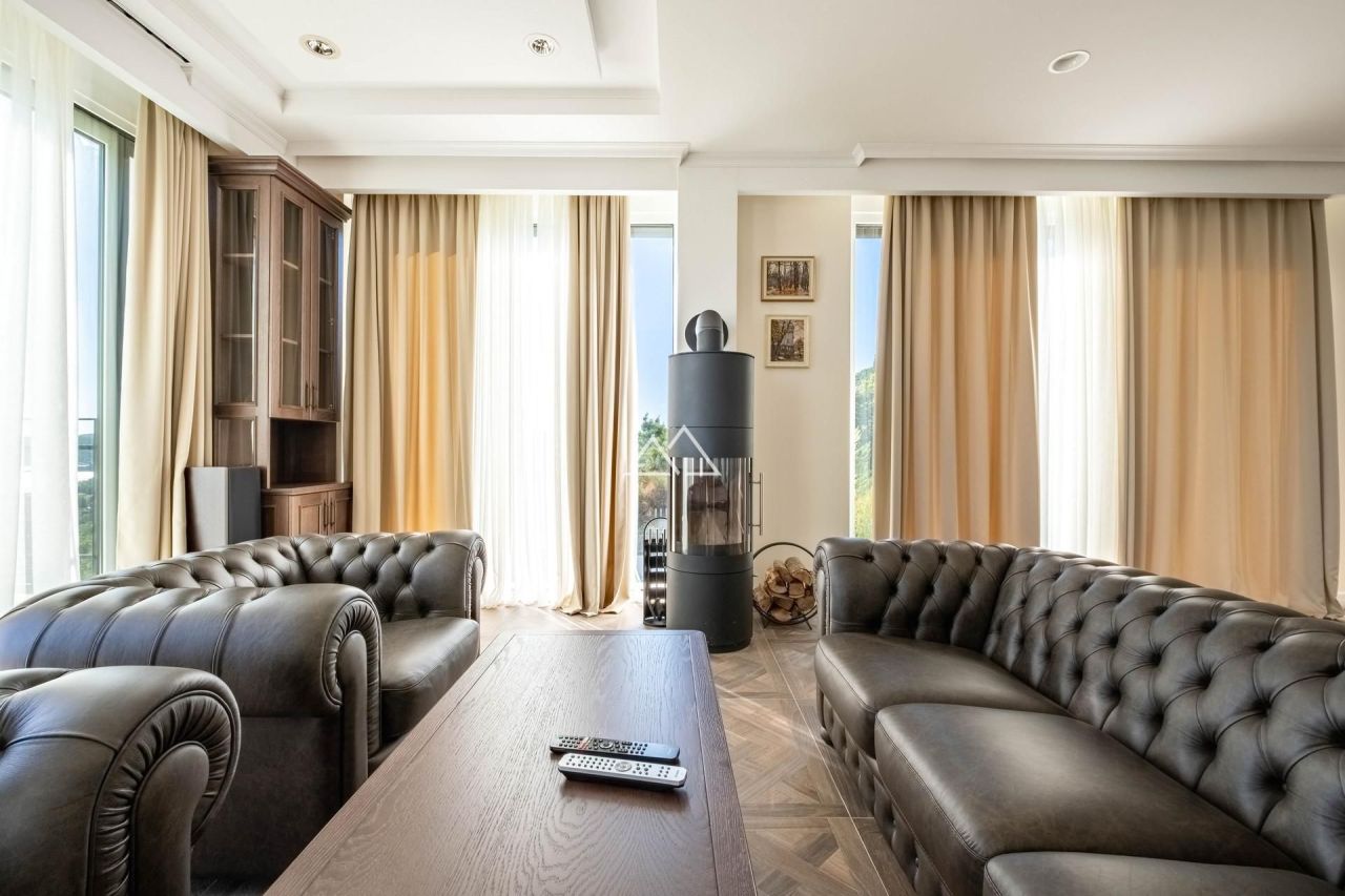 Вилла в Тивате, Черногория, 560 м² - фото 10