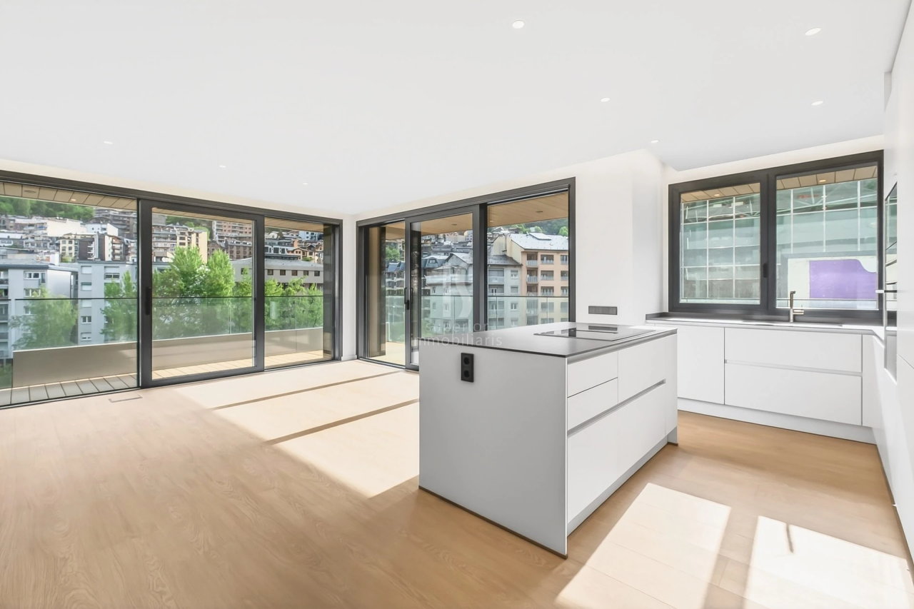 Квартира в Эскальдесе, Андорра, 105 м² - фото 1